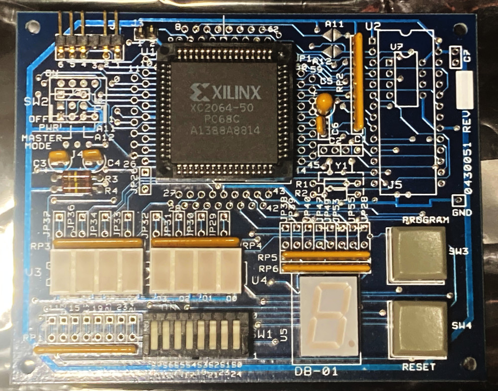 XC2064-board1.jpg